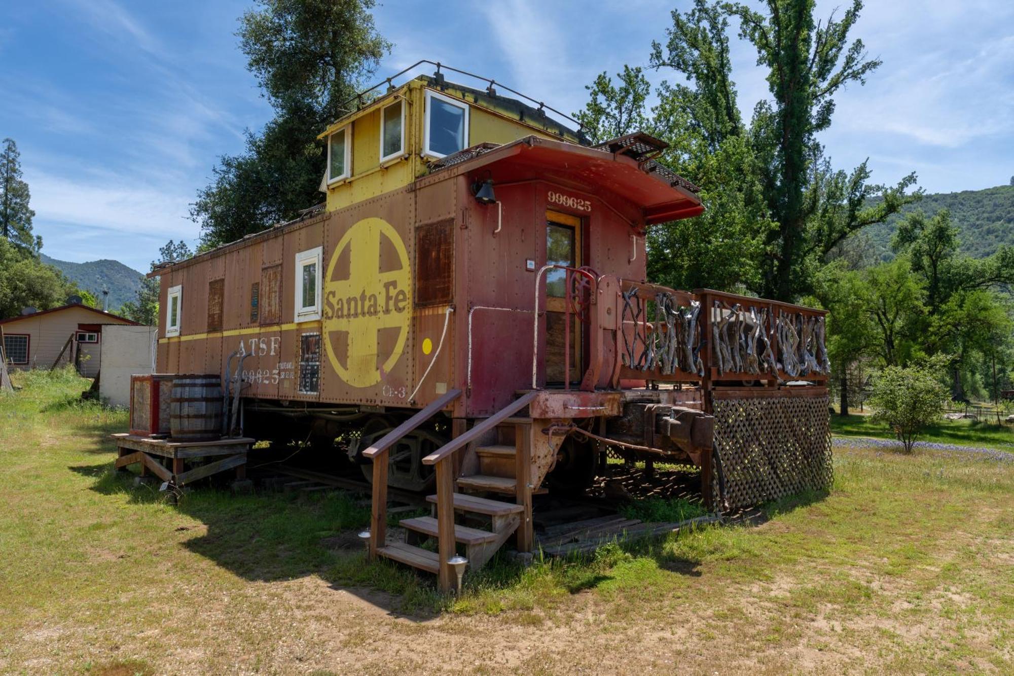 Little Red Caboose Villa Oakhurst Exteriör bild