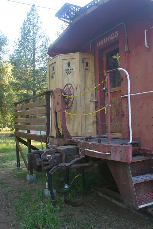 Little Red Caboose Villa Oakhurst Exteriör bild